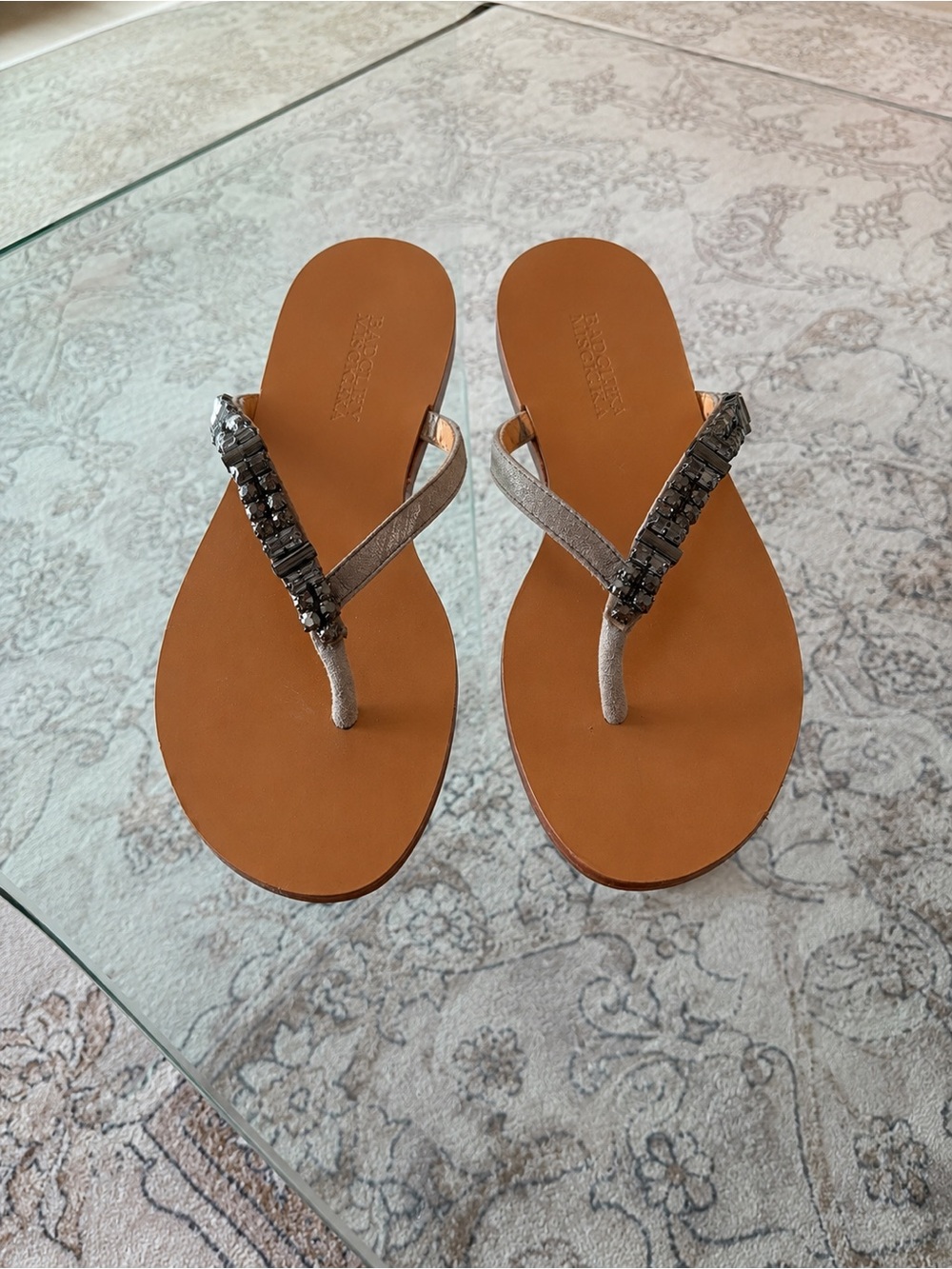 Badgley Mischka Embellished Thong Sandals | Women’s Size 8 | Worn Once